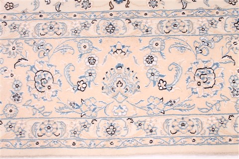 Nain Blue Hand Knotted 100 X 135 Area Rug 254-30281 Image 3