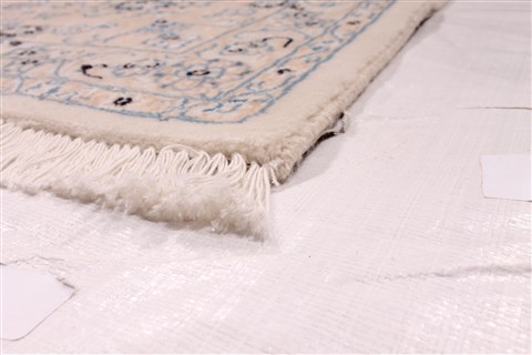 Nain Blue Hand Knotted 100 X 135 Area Rug 254-30281 Image 6
