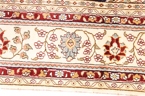 Bakhtiar Multicolor Hand Knotted 43 X 64 Area Rug 254-30284 Image 3