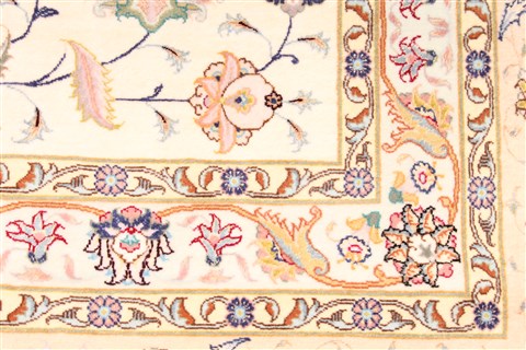 Tabriz Beige Hand Knotted 130 X 168 Area Rug 254-30295 Image 4