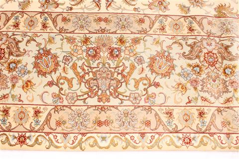 Tabriz Beige Hand Knotted 131 X 198 Area Rug 254-30301 Image 5