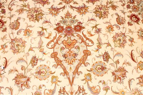 Tabriz Beige Hand Knotted 131 X 198 Area Rug 254-30301 Image 6