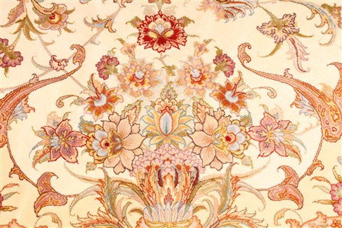 Tabriz Beige Hand Knotted 131 X 198 Area Rug 254-30301 Image 8