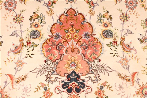 Tabriz Beige Hand Knotted 130 X 200 Area Rug 254-30302 Image 4