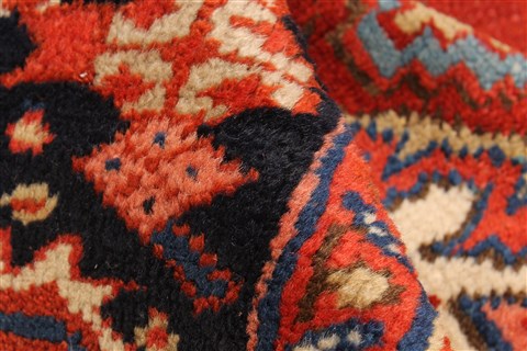 Heriz Red Hand Knotted 88 X 1110 Area Rug 255-30311 Image 3
