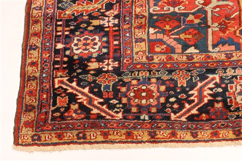 Heriz Red Hand Knotted 88 X 1110 Area Rug 255-30311 Image 4