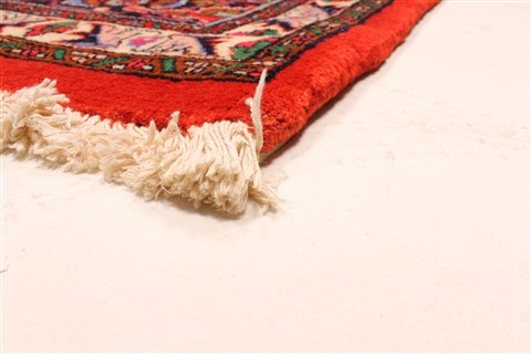 Bidjar Red Hand Knotted 84 X 110 Area Rug 255-30312 Image 1