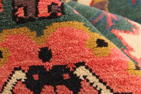 Kazak Green Hand Knotted 90 X 113 Area Rug 255-30314 Image 1