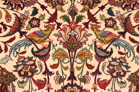 Tabriz Beige Hand Knotted 129 X 177 Area Rug 254-30328 Image 8