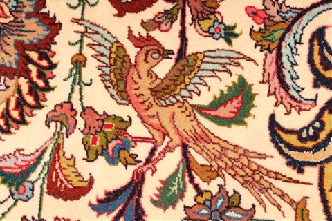Tabriz Beige Hand Knotted 129 X 177 Area Rug 254-30328 Image 9