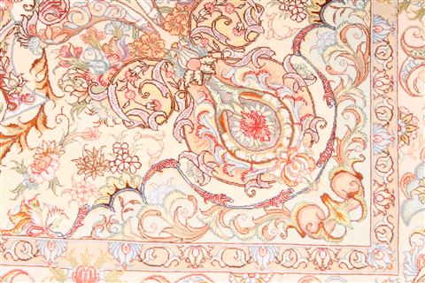 Tabriz Green Hand Knotted 82 X 115 Area Rug 254-30331 Image 7