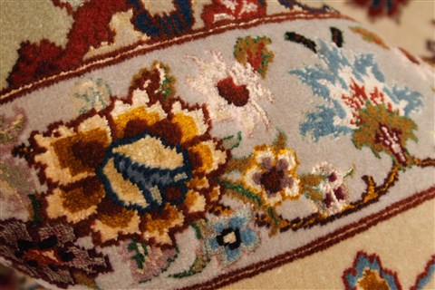 Tabriz Beige Hand Knotted 82 X 116 Area Rug 254-30333 Image 13