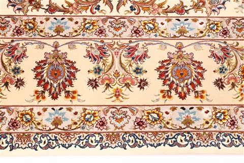 Tabriz Beige Hand Knotted 82 X 116 Area Rug 254-30333 Image 3