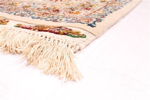 Tabriz Beige Hand Knotted 82 X 116 Area Rug 254-30333 Image 6