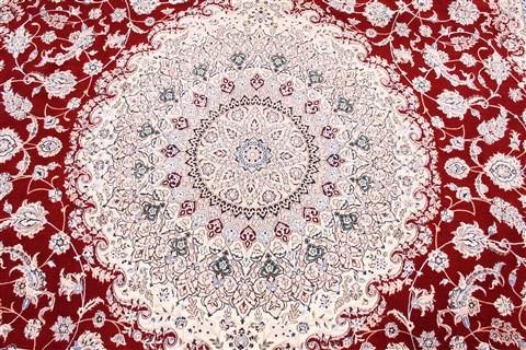 Nain Beige Hand Knotted 82 X 116 Area Rug 254-30334 Image 2