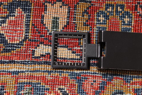 Sarouk Blue Hand Knotted 113 X 187  Area Rug 254-30337 Image 6