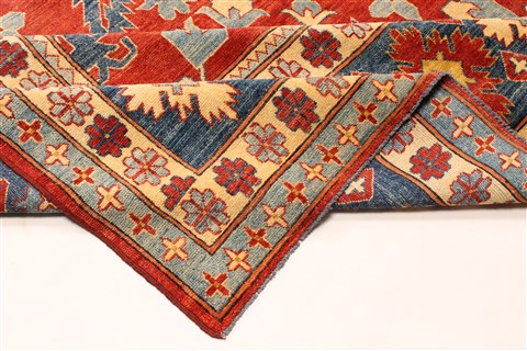 Kazak Beige Hand Knotted 135 X 177 Area Rug 250-30368 Image 5