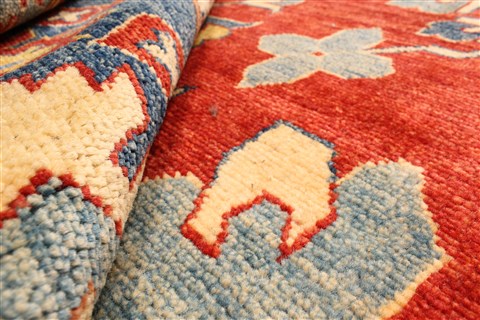Kazak Beige Hand Knotted 135 X 177 Area Rug 250-30368 Image 6