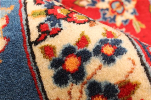 Najaf-abad Red Hand Knotted 102 X 150 Area Rug 250-30371 Image 6