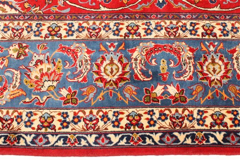 Najaf-abad Red Hand Knotted 102 X 150 Area Rug 250-30371 Image 9