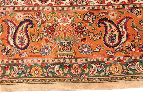 Tabriz Green Hand Knotted 99 X 132 Area Rug 255-30377 Image 1