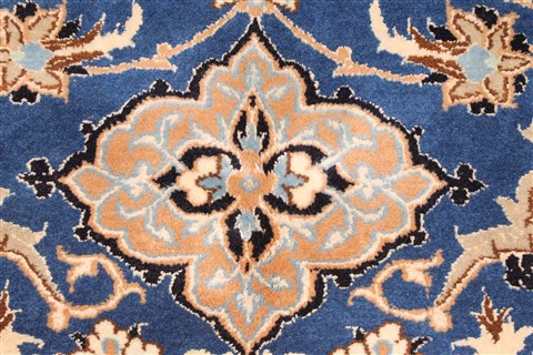 Nain Red Hand Knotted 100 X 148 Area Rug 255-30378 Image 11