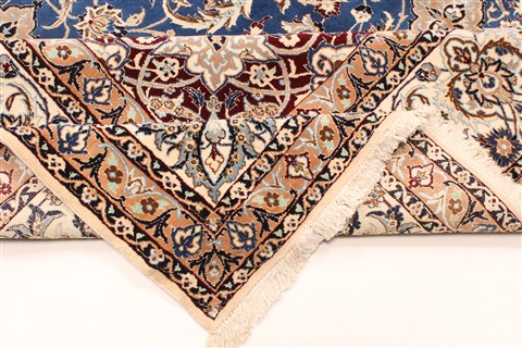 Nain Red Hand Knotted 100 X 148 Area Rug 255-30378 Image 14