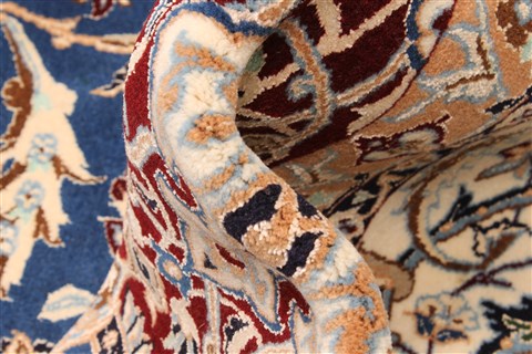 Nain Red Hand Knotted 100 X 148 Area Rug 255-30378 Image 5