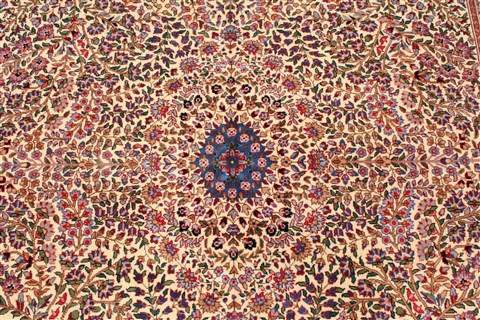 Kerman Green Hand Knotted 70 X 105 Area Rug 255-30380 Image 8