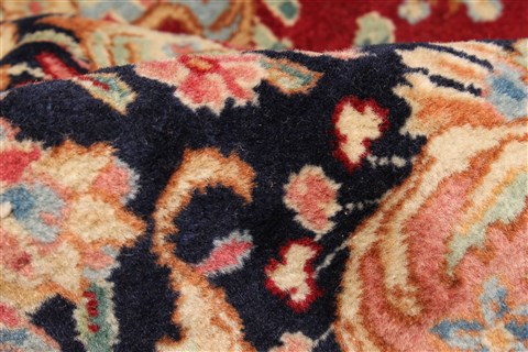 Kerman Red Hand Knotted 112 X 168 Area Rug 250-30391 Image 4
