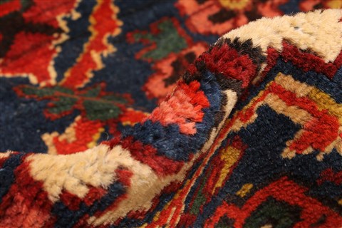 Bakhtiar Beige Hand Knotted 100 X 159 Area Rug 250-30398 Image 3