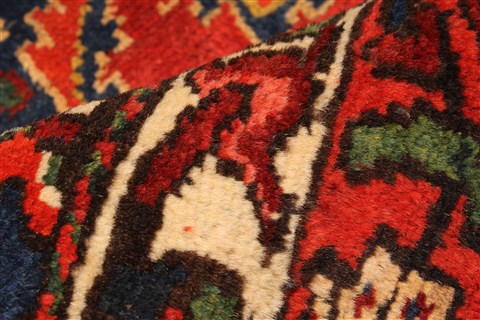 Bakhtiar Beige Hand Knotted 100 X 159 Area Rug 250-30398 Image 4
