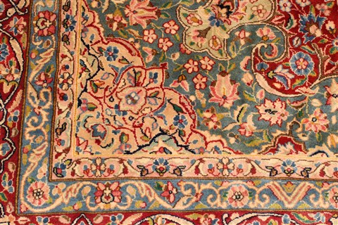Kerman Red Hand Knotted 110 X 166 Area Rug 250-30406 Image 9