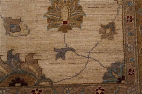 Pishavar Beige Machine Made 84 X 115 Area Rug 400-30417 Image 6