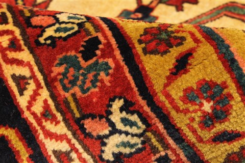 Heriz Red Hand Knotted 116 X 166 Area Rug 250-30420 Image 12