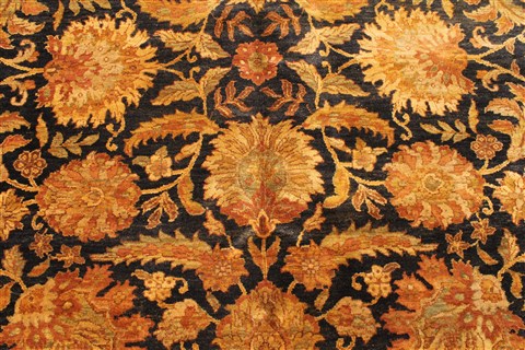 Agra Beige Hand Knotted 99 X 139 Area Rug 250-30427 Image 5