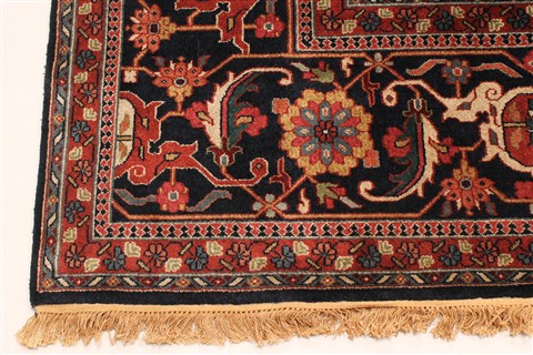 Agra Red Hand Knotted 121 X 151 Area Rug 250-30429 Image 12