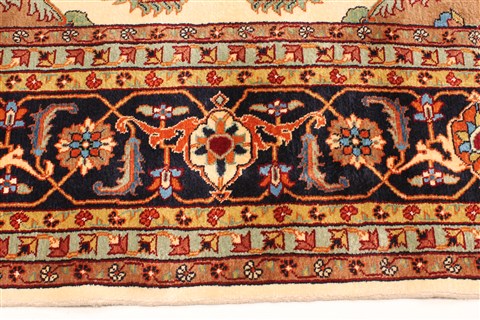Heriz Beige Square Hand Knotted 125 X 1210 Area Rug 250-30430 Image 1