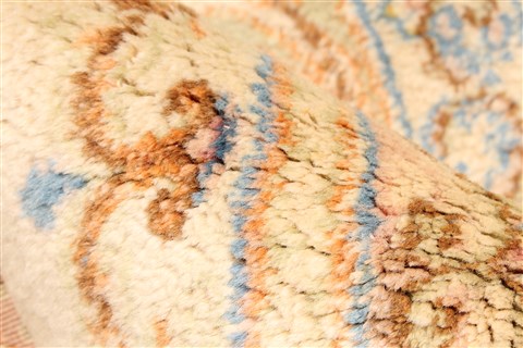 Kerman Beige Hand Knotted 90 X 201 Area Rug 250-30449 Image 10
