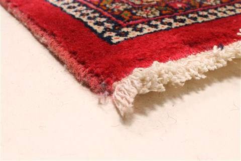 Mashad Red Hand Knotted 104 X 160 Area Rug 250-30450 Image 11