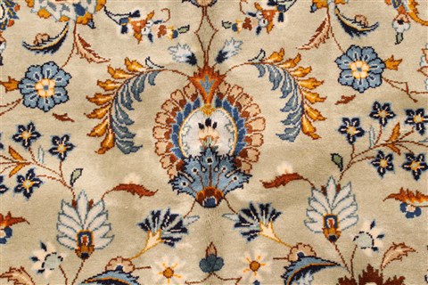 Kashan Blue Hand Knotted 119 X 184  Area Rug 250-30456 Image 4