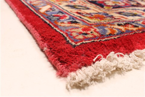 Najaf-abad Red Hand Knotted 99 X 145 Area Rug 250-30457 Image 12