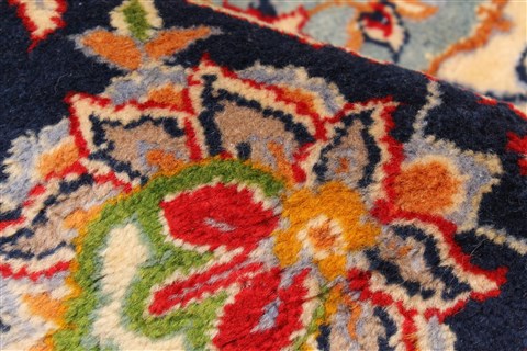 Najaf-abad Red Hand Knotted 124 X 168 Area Rug 250-30460 Image 10