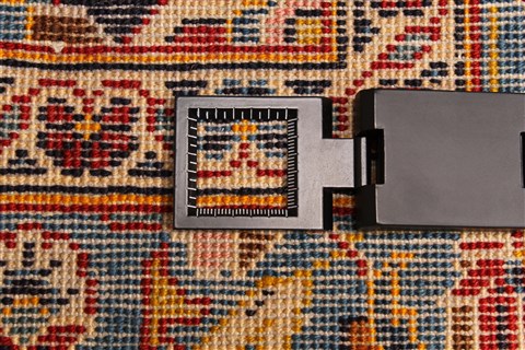 Kashan Red Hand Knotted 117 X 165  Area Rug 250-30462 Image 1