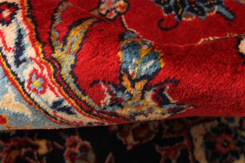 Yazd Red Hand Knotted 118 X 159 Area Rug 250-30477 Image 5