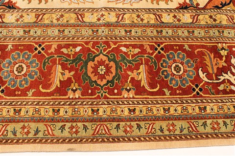 Serapi Beige Hand Knotted 139 X 159 Area Rug 250-30484 Image 9