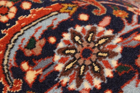 Bidjar Beige Hand Knotted 100 X 122 Area Rug 250-30488 Image 10