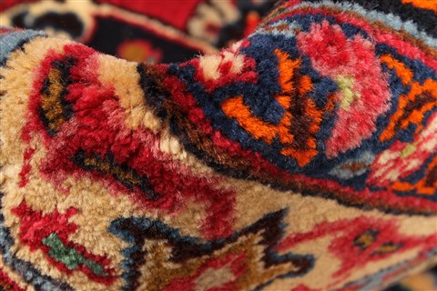 Khorasan Red Square Hand Knotted 118 X 131 Area Rug 250-30496 Image 9