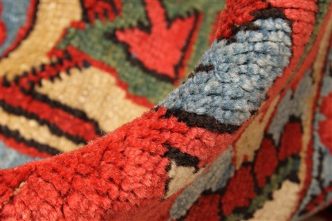 Serapi Red Hand Knotted 119 X 175 Area Rug 250-30498 Image 9