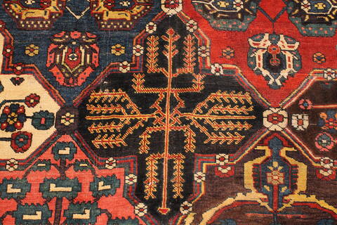 Bakhtiar Multicolor Hand Knotted 123 X 165  Area Rug 250-30499 Image 3
